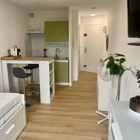 Lovely 2 Minutes Walk From Sea * Sète