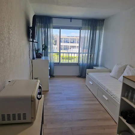 Апартаменты Lovely 2 Minutes Walk From Sea *